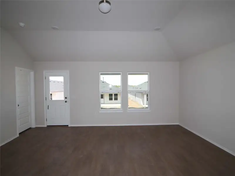Spacious, unfurnished interior of a new home in Marble Creek Crossing, Austin (Image 9). Spacious, unfurnished interior of a new home in Marble Creek Crossing, Austin (Image 9).