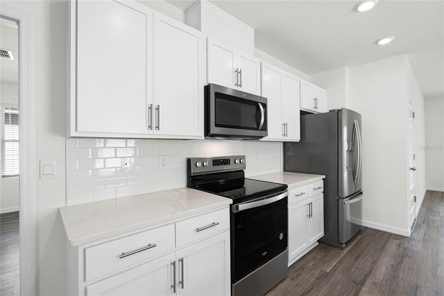 Furnished interior view inside a new home in , Winter Haven (Image 5).