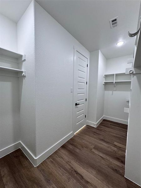 Spacious, unfurnished interior of a new home in , Dallas (Image 11). Spacious, unfurnished interior of a new home in , Dallas (Image 11).