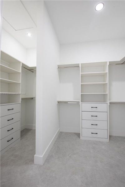 Spacious, unfurnished interior of a new home in , Lehigh Acres (Image 27). Spacious, unfurnished interior of a new home in , Lehigh Acres (Image 27).