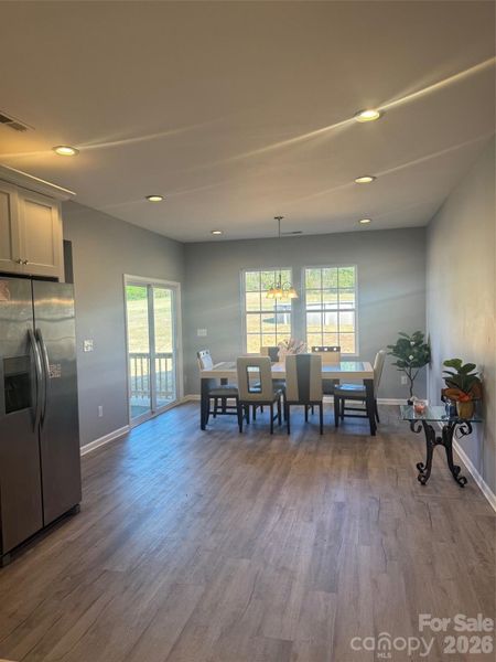 Image 8 of a home in .