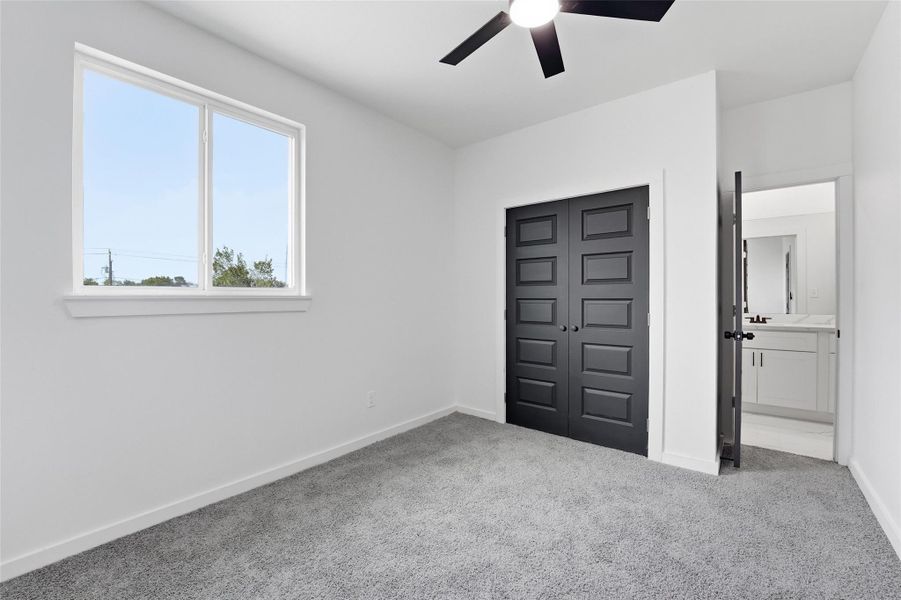 Spacious, unfurnished interior of a new home in , Houston (Image 15).