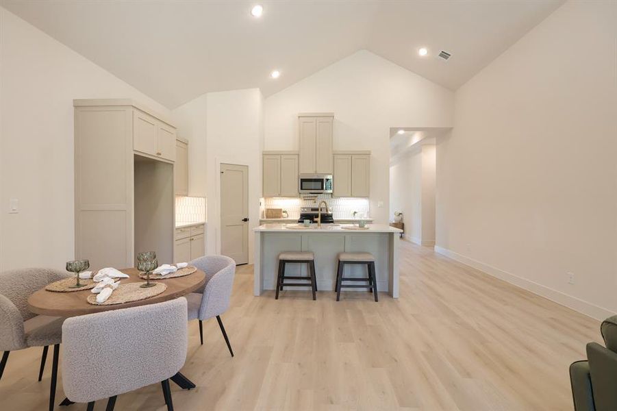 Furnished interior view inside a new home in , Fort Worth (Image 9). Furnished interior view inside a new home in , Fort Worth (Image 9).