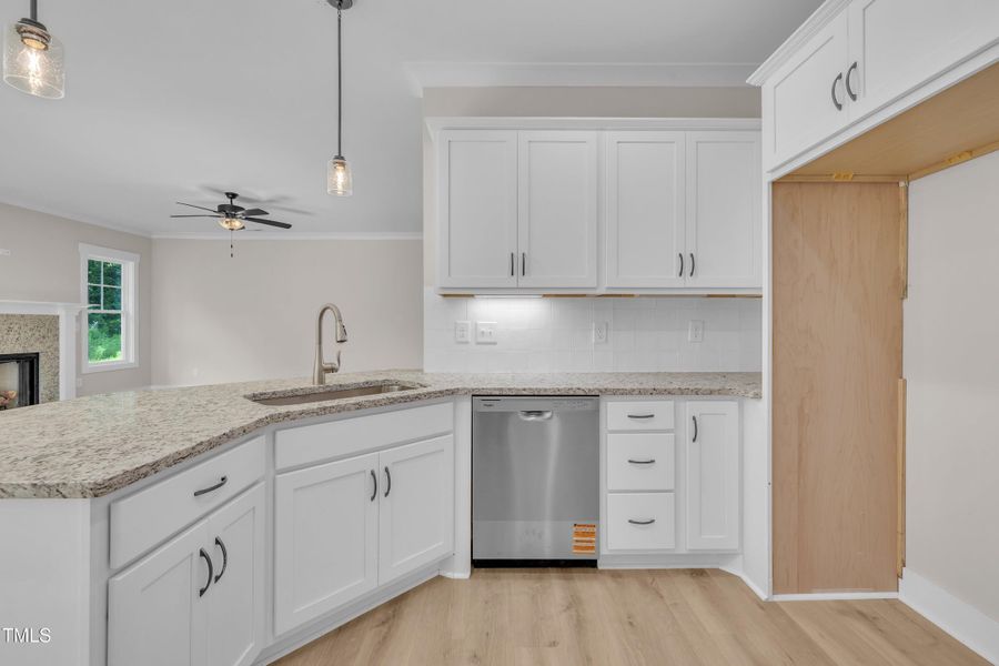 13-358 Coats Rdg Dr-18