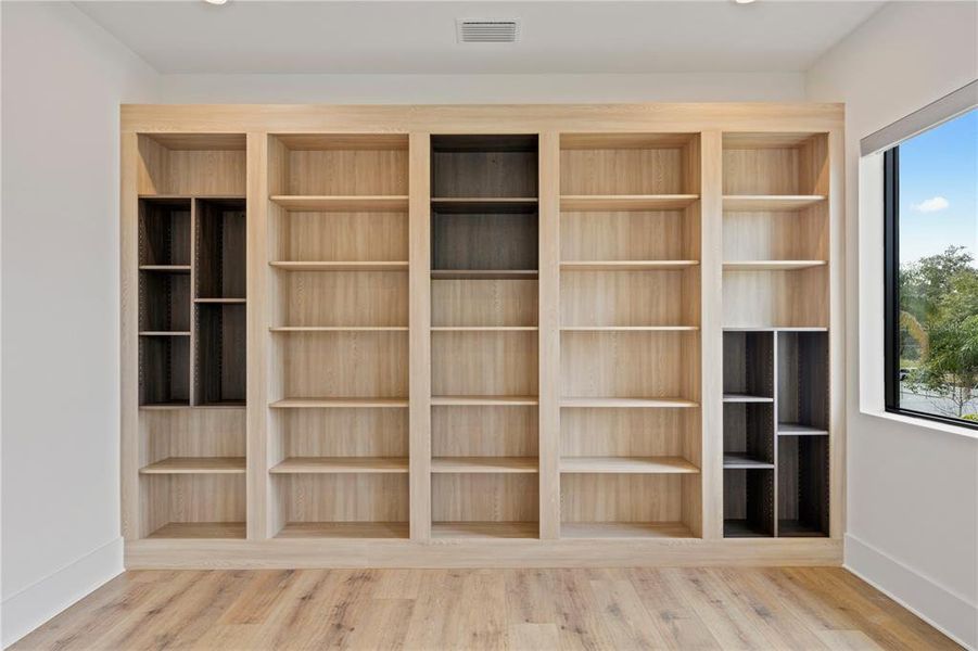 Image 31 of a home in .