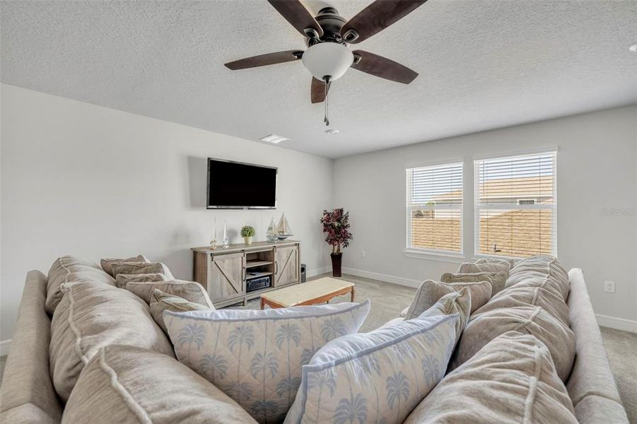 Furnished interior view inside a new home in , Clermont (Image 47).