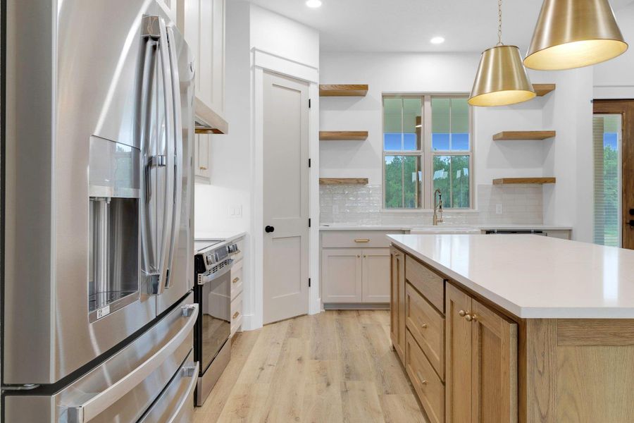 Furnished interior view inside a new home in , Livingston (Image 11).