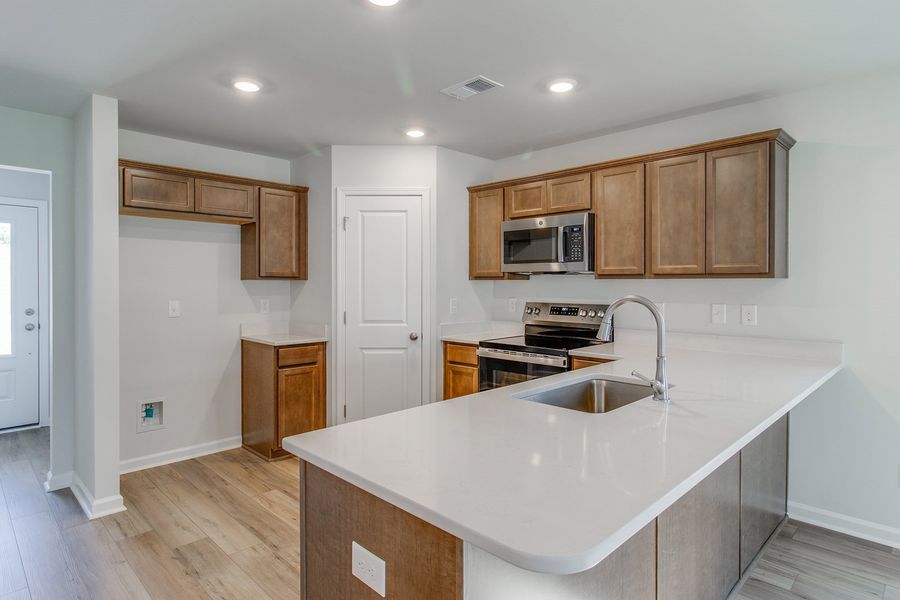 Furnished interior view inside a new home in Bluefield, Lexington (Image 7).