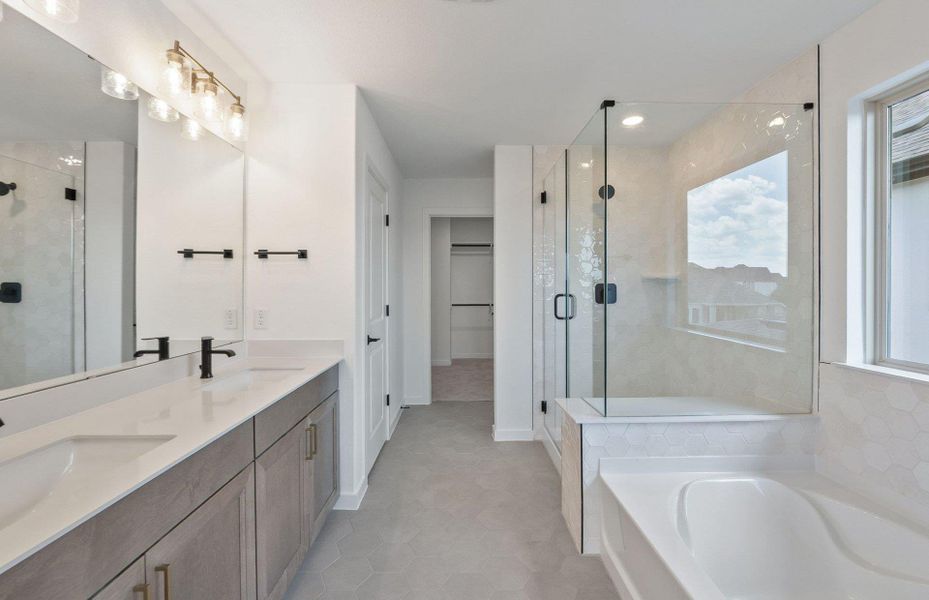 Furnished interior view inside a new home in Wolf Ranch, Georgetown (Image 11).