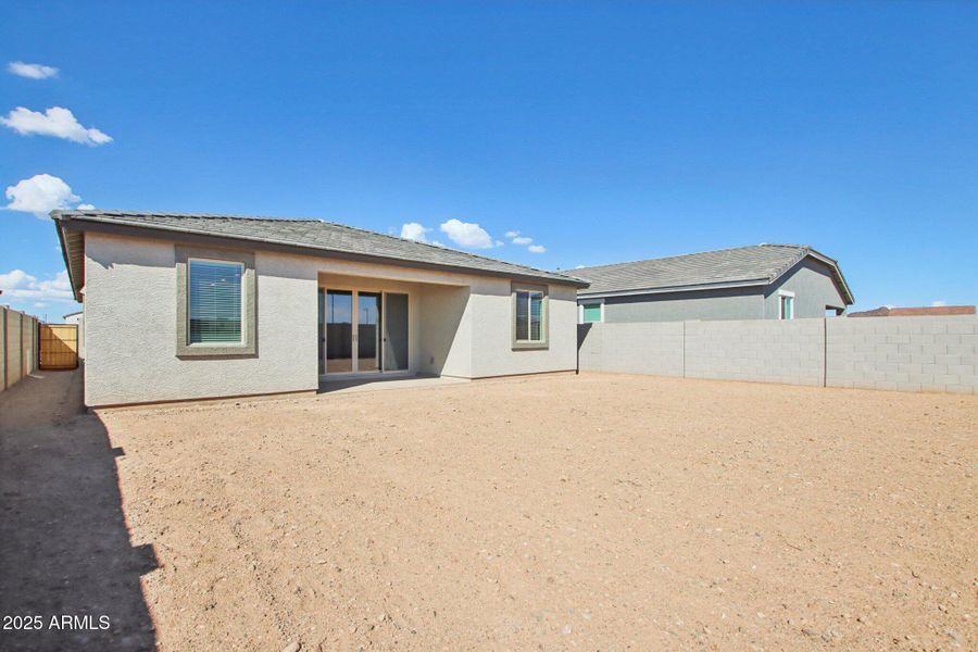 35-web-or-mls-W Bajada Rd-S1709-035