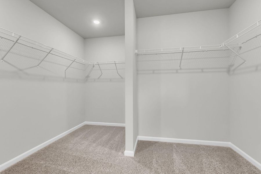 Spacious, unfurnished interior of a new home in Wildcat Chase, Summerville (Image 22).