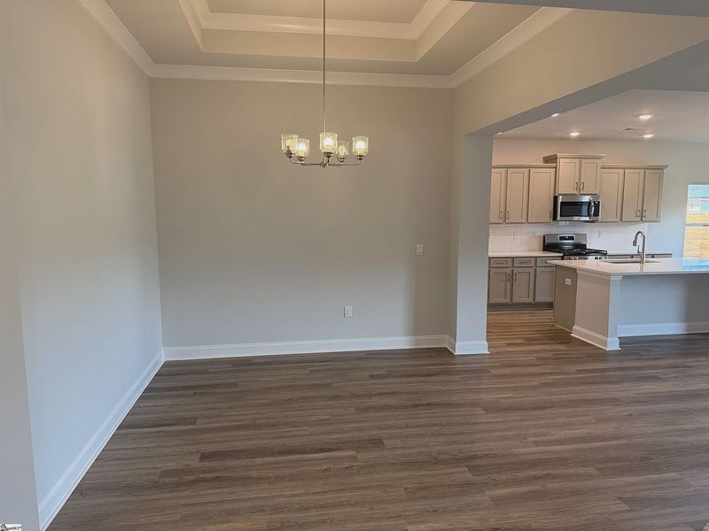 Spacious, unfurnished interior of a new home in Bracken Woods, Piedmont (Image 9).