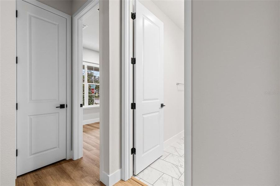 Spacious, unfurnished interior of a new home in , Debary (Image 26).