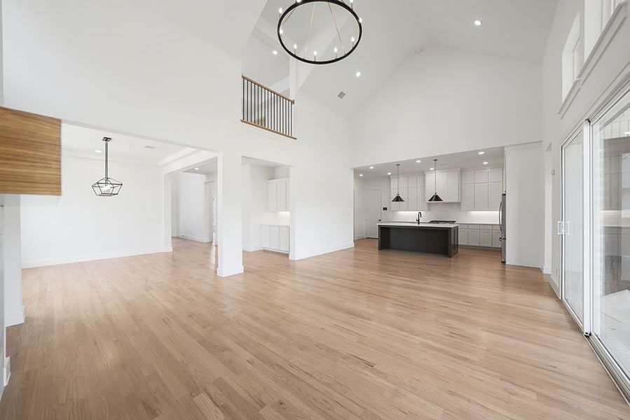 Spacious, unfurnished interior of a new home in Winding Creek, Rockwall (Image 32). Spacious, unfurnished interior of a new home in Winding Creek, Rockwall (Image 32).