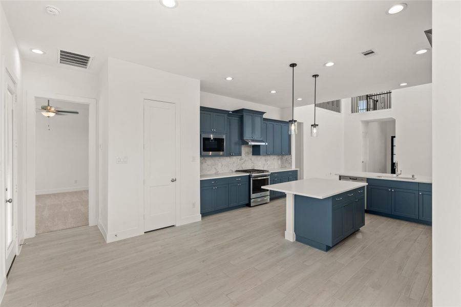 Photos are REPRESENTATIVE of the home /floor plan and are NOT of the actual home. Selections, features, and room options may vary. Photos are REPRESENTATIVE of the home /floor plan and are NOT of the actual home. Selections, features, and room options may vary.