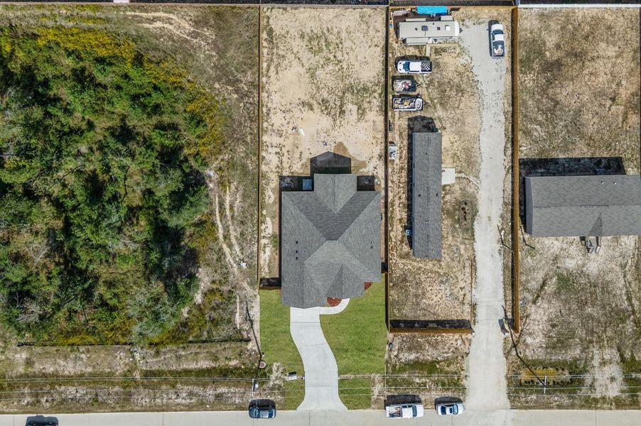 Not in a flood zone. Not in a flood zone.