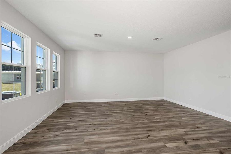 Spacious, unfurnished interior of a new home in Mirada, San Antonio (Image 12). Spacious, unfurnished interior of a new home in Mirada, San Antonio (Image 12).