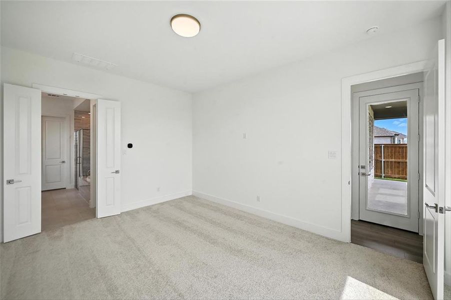 Spacious, unfurnished interior of a new home in Wellington: Artisan Series - 50ft lots, Haslet (Image 20). Spacious, unfurnished interior of a new home in Wellington: Artisan Series - 50ft lots, Haslet (Image 20).