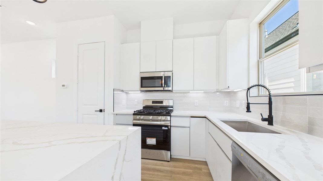 Lots of cabinet space