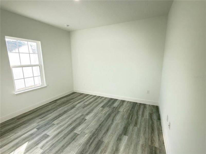 Spacious, unfurnished interior of a new home in , Ocala (Image 35).