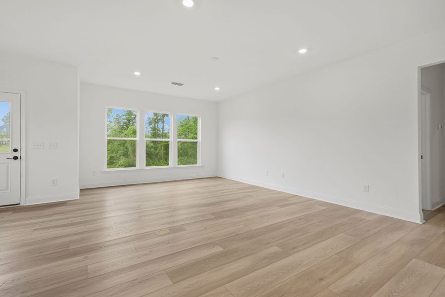 Spacious, unfurnished interior of a new home in Kinsdale, Lancaster (Image 31). Spacious, unfurnished interior of a new home in Kinsdale, Lancaster (Image 31).