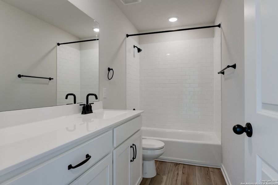 Furnished interior view inside a new home in Cordova Trails, Seguin (Image 7). Furnished interior view inside a new home in Cordova Trails, Seguin (Image 7).