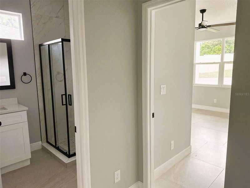 Spacious, unfurnished interior of a new home in , Haines City (Image 21).