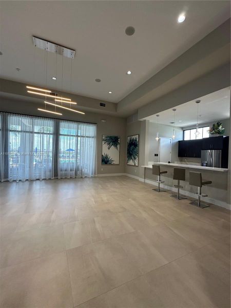 Spacious, unfurnished interior of a new home in , Miramar (Image 21).