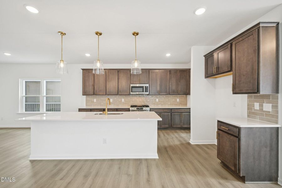 14-web-or-mls-Marvel Dr-S1012-014 14-web-or-mls-Marvel Dr-S1012-014