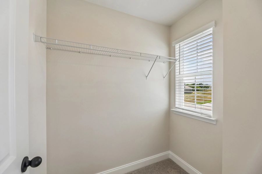 Bedroom 4 Walk-in Closet