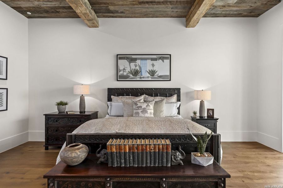 Furnished interior view inside a new home in , Boerne (Image 47).