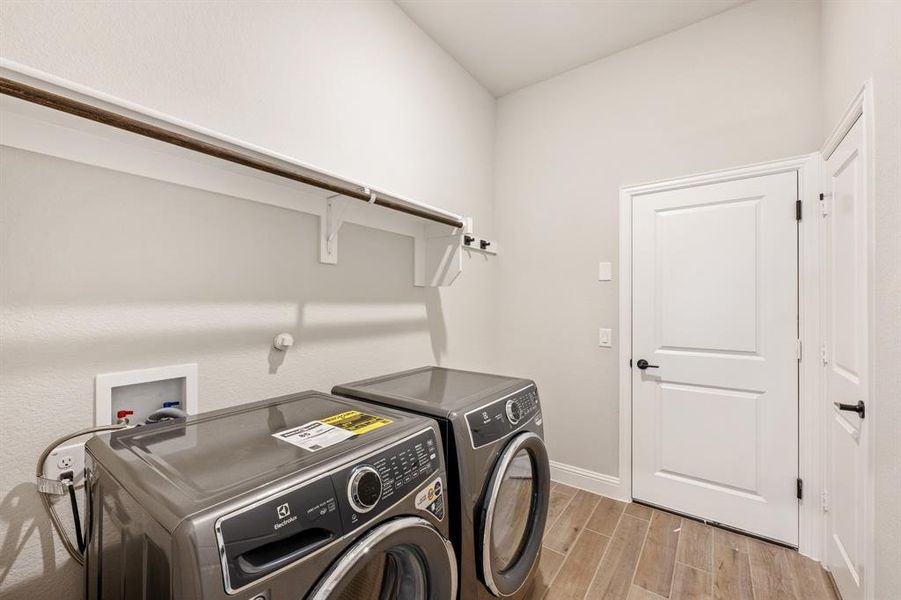 Furnished interior view inside a new home in Villages of Walnut Grove, Midlothian (Image 9).
