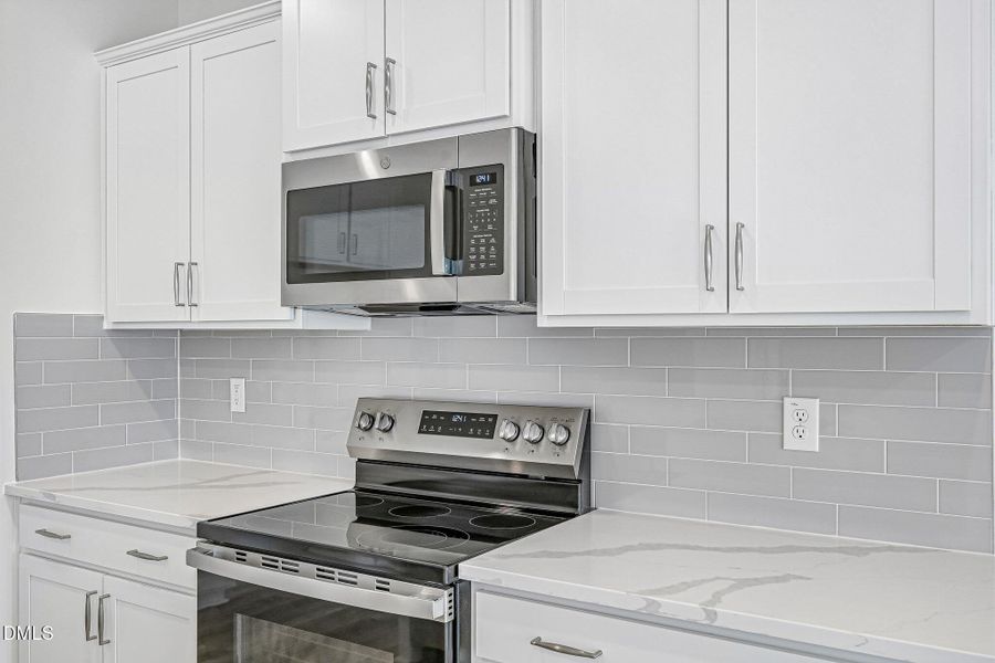 17-web-or-mls-Green Cypress Dr-S0105-017