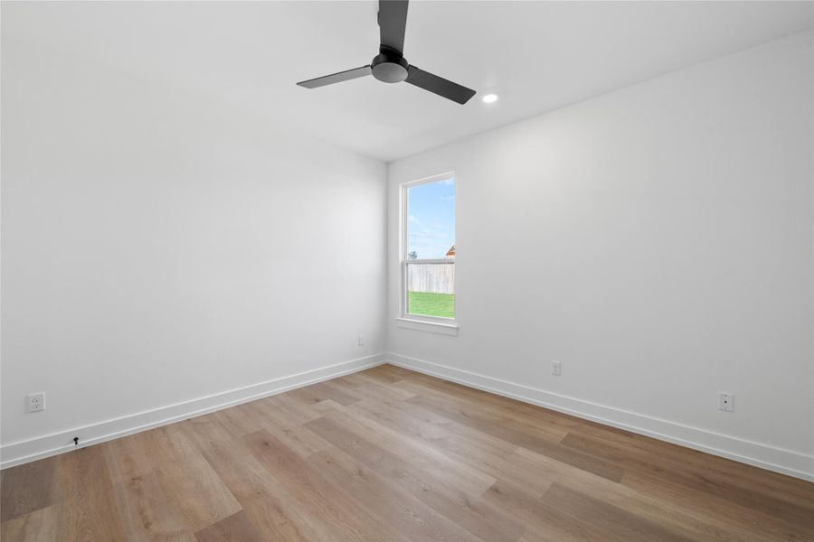 Please Note: These interior photos are not of the actual design but are of a completed one with a similar floor plan. Finishes, features, and layouts may vary. Please Note: These interior photos are not of the actual design but are of a completed one with a similar floor plan. Finishes, features, and layouts may vary.