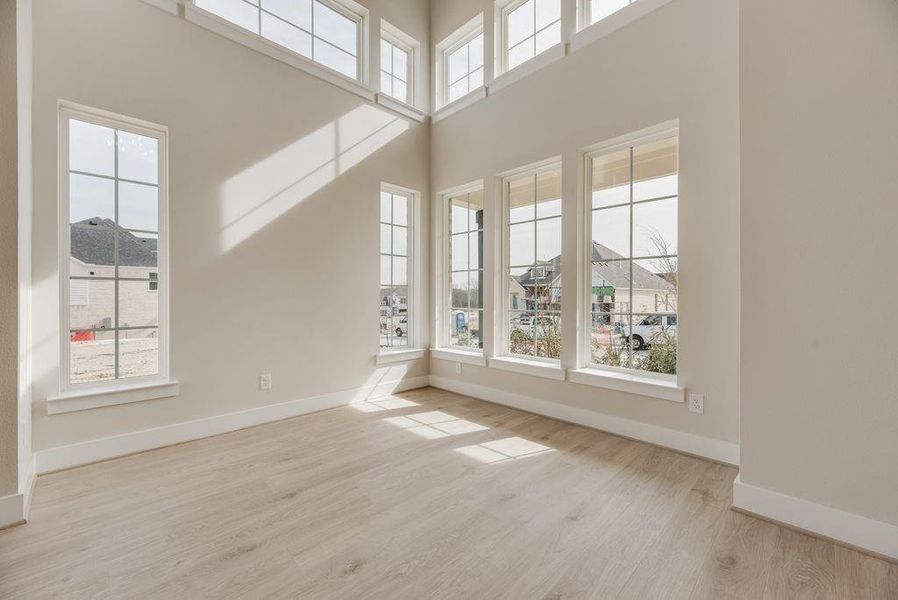 Spacious, unfurnished interior of a new home in Providence Cove, McKinney (Image 19).