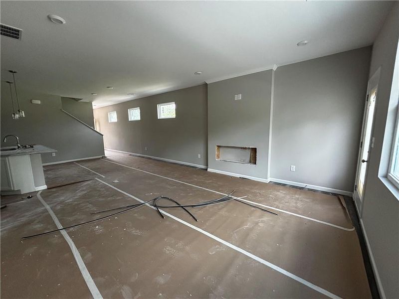 Spacious, unfurnished interior of a new home in Villas at Gold Creek, Dawsonville (Image 23).