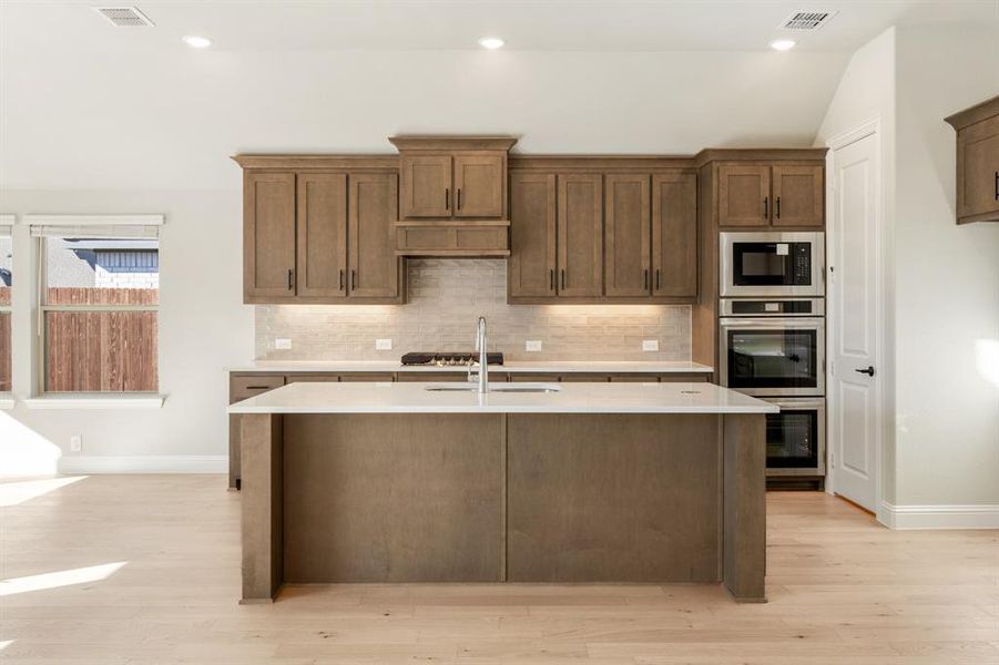 Furnished interior view inside a new home in Timberbrook, Justin (Image 19).