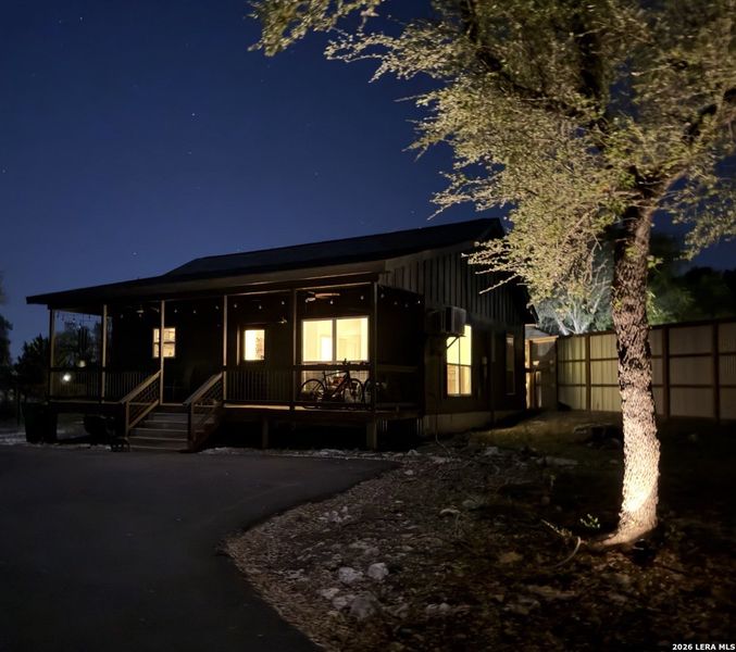 Image 21 of a home in .