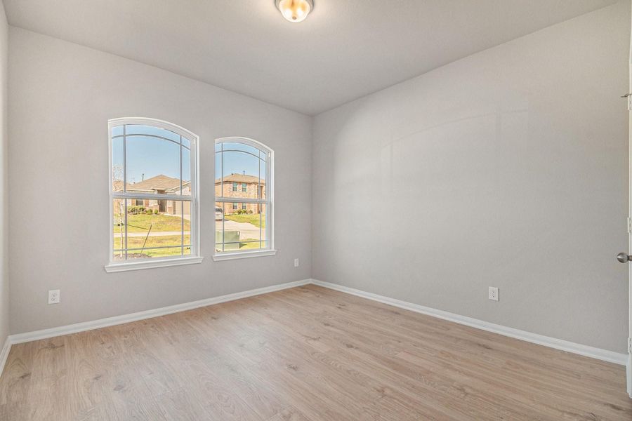 Spacious, unfurnished interior of a new home in Clear View Estates, Willis (Image 15).