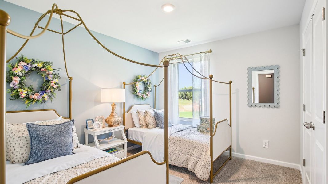 Furnished interior view inside a new home in Saddle Trace, Lewisburg (Image 31).