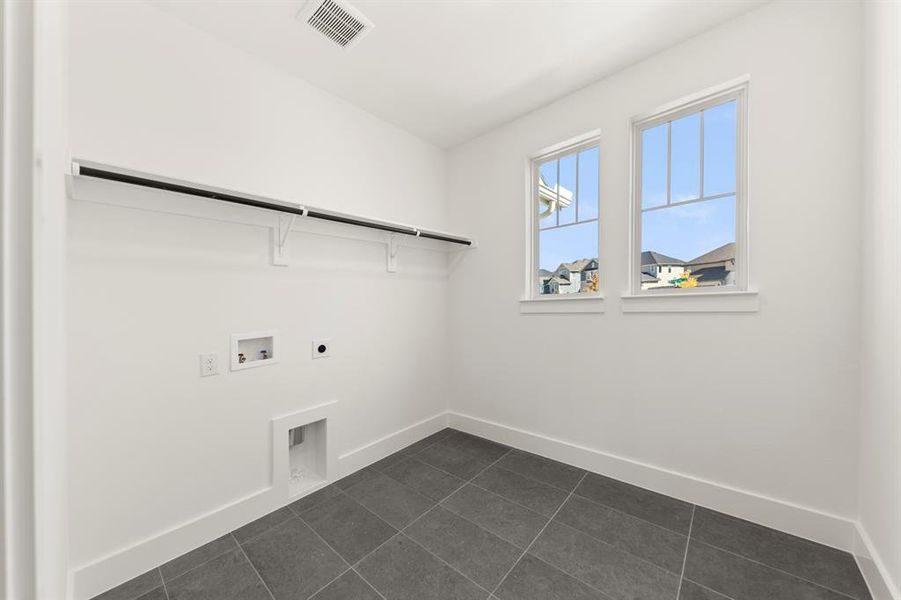 04. 2951 Andesite - Utility 04. 2951 Andesite - Utility