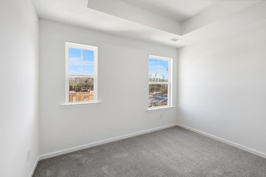 Spacious, unfurnished interior of a new home in Auburn Glen, Dacula (Image 17).