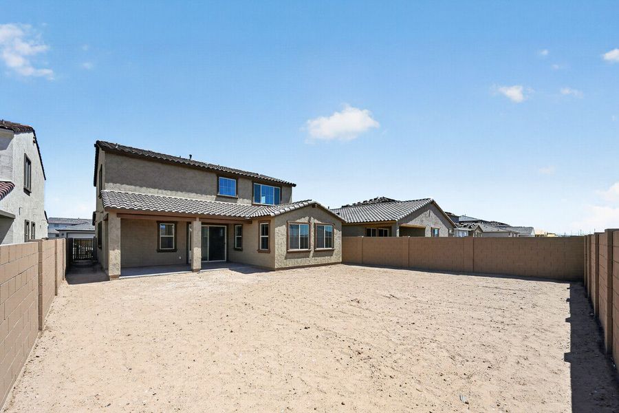 Exterior details and patio area of a home in Hawes Crossing, Mesa (Image 3).