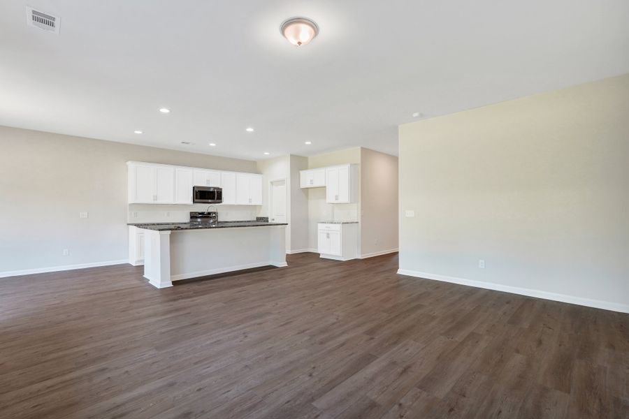 Spacious, unfurnished interior of a new home in Heritage at New Riverside, Bluffton (Image 20). Spacious, unfurnished interior of a new home in Heritage at New Riverside, Bluffton (Image 20).