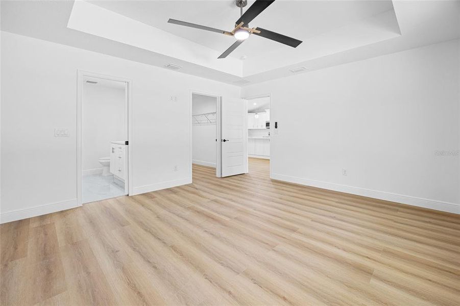 Spacious, unfurnished interior of a new home in , Dunnellon (Image 14).