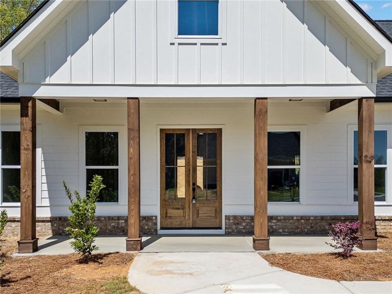 Exterior details and patio area of a home in , Jasper (Image 22).