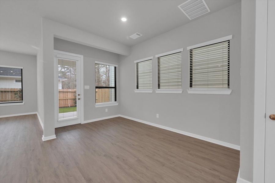Spacious, unfurnished interior of a new home in Summer Place 35', Montgomery (Image 20). Spacious, unfurnished interior of a new home in Summer Place 35', Montgomery (Image 20).