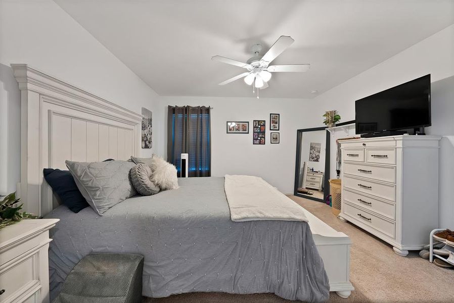 Furnished interior view inside a new home in Bridgewater: Cottage Collection, Princeton (Image 7). Furnished interior view inside a new home in Bridgewater: Cottage Collection, Princeton (Image 7).