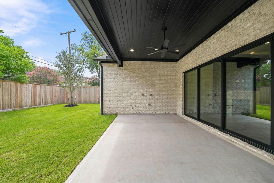 Exterior details and patio area of a home in , Houston (Image 27). Exterior details and patio area of a home in , Houston (Image 27).