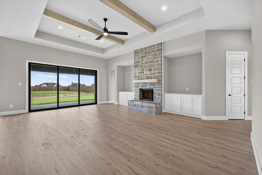 Spacious, unfurnished interior of a new home in Coyote Crossing, Godley (Image 19). Spacious, unfurnished interior of a new home in Coyote Crossing, Godley (Image 19).